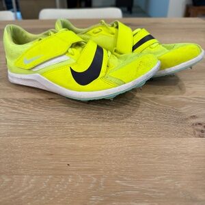 NIKE Rival JUMP spikes